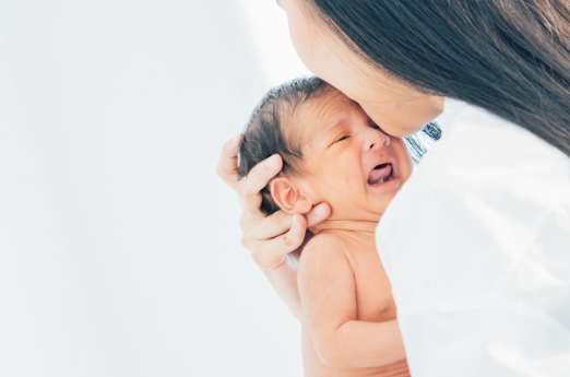 Frein lingual  et difficultés d'allaitement : évaluation et prise en charge